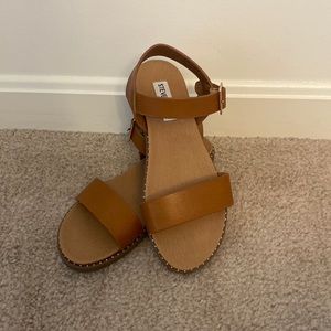 Brand New Women's Steve Madden Brown Sandals, size 5 (runs big, more like a 6)